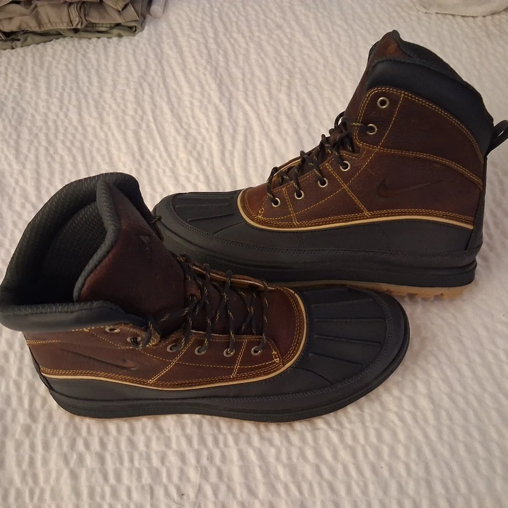 Nike Woodside 2 Dark Gold Leaf 525393-770 NWOB Men's 12.5